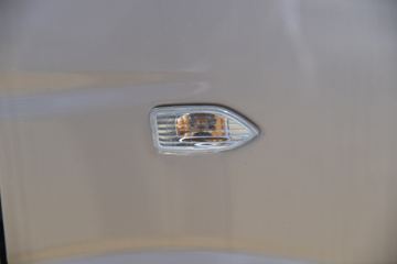 �� С��ʨX30L 102���� 6�� 1.5L����;���ó�(����)ͼƬ