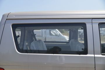 �� С��ʨX30L 102���� 6�� 1.5L����;���ó�(����)ͼƬ