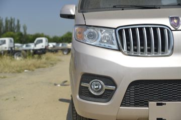 �� С��ʨX30L 102���� 6�� 1.5L����;���ó�(����)ͼƬ