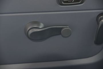 �� С��ʨX30L 102���� 6�� 1.5L����;���ó�(����)ͼƬ