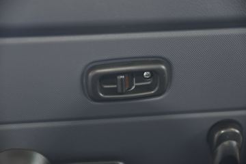 �� С��ʨX30L 102���� 6�� 1.5L����;���ó�(����)ͼƬ