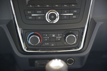 �� С��ʨX30L 102���� 6�� 1.5L����;���ó�(����)ͼƬ