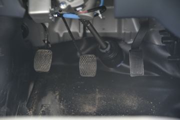 �� С��ʨX30L 102���� 6�� 1.5L����;���ó�(����)ͼƬ