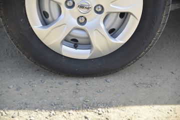 �� С��ʨX30L 102���� 6�� 1.5L����;���ó�(����)ͼƬ