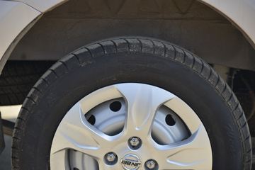 �� С��ʨX30L 102���� 6�� 1.5L����;���ó�(����)ͼƬ