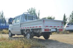 金杯 T32 标准型 1.5L 102马力 汽油 2.51米双排栏板微卡(国六)(JKC1030SS6FL2)