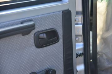 �� T32 ��׼�� 1.5L 102���� ���� 2.51��˫������΢��(����)(JKC1030SS6FL2)ͼƬ