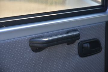 �� T32 ��׼�� 1.5L 102���� ���� 2.51��˫������΢��(����)(JKC1030SS6FL2)ͼƬ