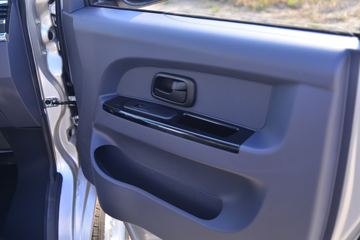 �� T32 ��׼�� 1.5L 102���� ���� 2.51��˫������΢��(����)(JKC1030SS6FL2)ͼƬ