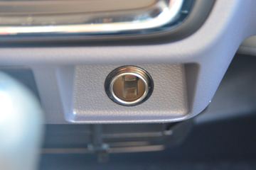 �� T32 ��׼�� 1.5L 102���� ���� 2.51��˫������΢��(����)(JKC1030SS6FL2)ͼƬ