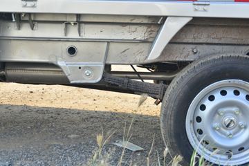 �� T32 ��׼�� 1.5L 102���� ���� 2.51��˫������΢��(����)(JKC1030SS6FL2)ͼƬ