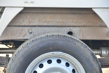 �� T32 ��׼�� 1.5L 102���� ���� 2.51��˫������΢��(����)(JKC1030SS6FL2)ͼƬ