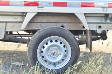 �� T32 ��׼�� 1.5L 102���� ���� 2.51��˫������΢��(����)(JKC1030SS6FL2)ͼƬ