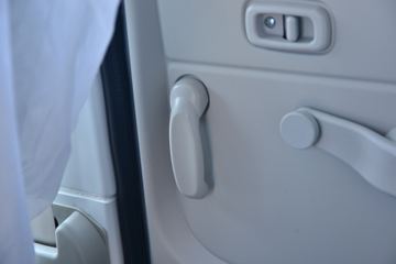 �� �º�ʨX30L 102���� 1.5L 7�������ͼƬ