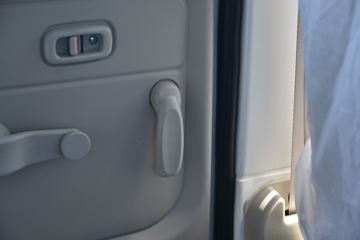 �� �º�ʨX30L 102���� 1.5L 7�������ͼƬ