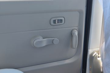 �� �º�ʨX30L 102���� 1.5L 7�������ͼƬ