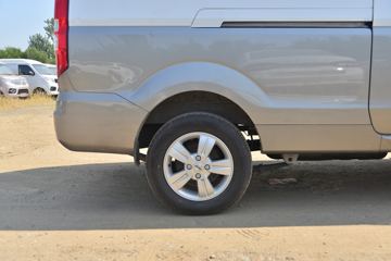 �� �º�ʨX30L 102���� 1.5L 7�������ͼƬ