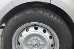 金杯 小海狮X30 102马力 1.5L封闭货车(国六)