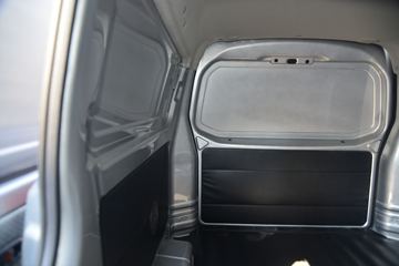 �� С��ʨX30 102���� 1.5L��ջ���(����)ͼƬ