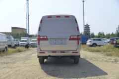 金杯 小海狮X30 102马力 1.5L双排封闭货车(国六)