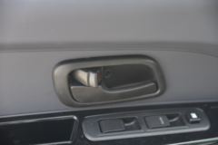 金杯 小海狮X30 102马力 1.5L双排封闭货车(国六)