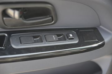 �� С��ʨX30 102���� 1.5L˫�ŷ�ջ���(����)ͼƬ