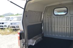 金杯 小海狮X30 102马力 1.5L双排封闭货车(国六)