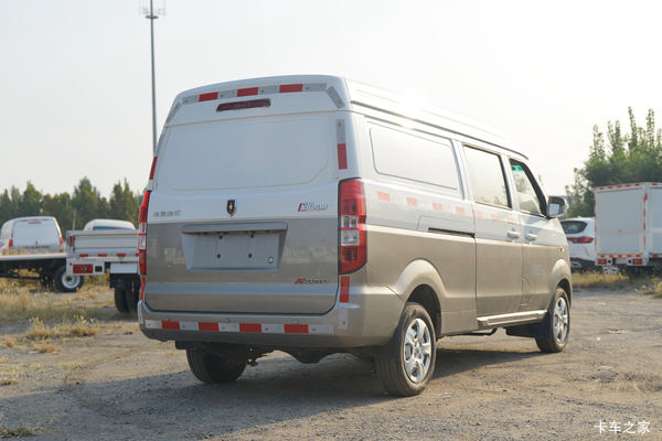 购新海狮X30L小VAN(微面) 享高达0.2万优惠