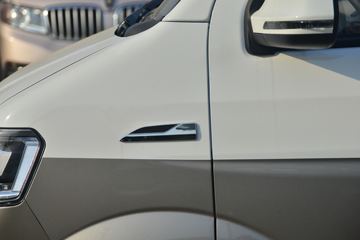 �� �º�ʨS 102���� 1.5L��ջ���(����)ͼƬ