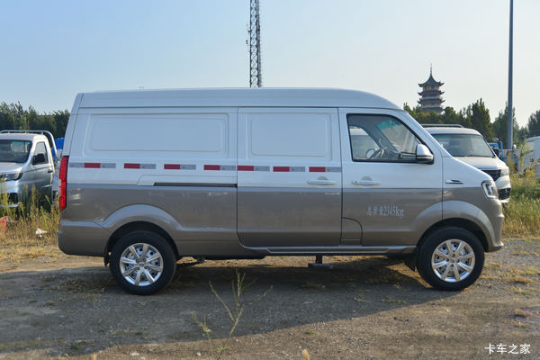 新海狮S小VAN(微面)赣州市火热促销中 让利高达0.1万