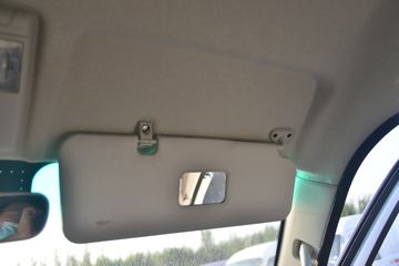 �� �º�ʨS 102���� 1.5L��ջ���(����)ͼƬ