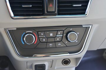 �� �º�ʨS 102���� 1.5L��ջ���(����)ͼƬ