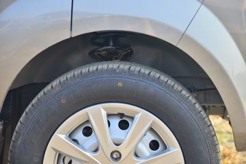 �� �º�ʨS 102���� 1.5L��ջ���(����)ͼƬ