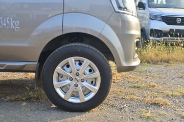 �� �º�ʨS 102���� 1.5L��ջ���(����)ͼƬ