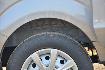 �� �º�ʨS 102���� 1.5L��ջ���(����)ͼƬ