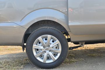 �� �º�ʨS 102���� 1.5L��ջ���(����)ͼƬ