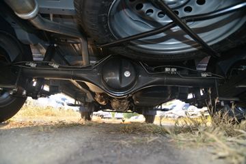 �� �º�ʨS 102���� 1.5L��ջ���(����)ͼƬ