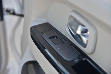 �� �º�ʨS 116���� 1.6L��ջ���(����)ͼƬ