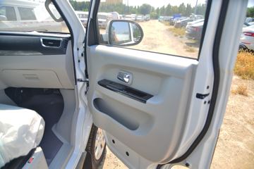 �� �º�ʨS 116���� 1.6L��ջ���(����)ͼƬ