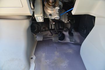 �� �º�ʨS 116���� 1.6L��ջ���(����)ͼƬ