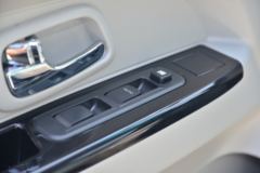 金杯 新海狮S 116马力 1.6L封闭货车(国六)