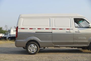 �� �º�ʨX30L 82���� 1.5L��ջ���(CNG)(����)ͼƬ