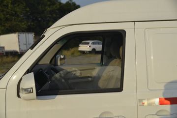 �� �º�ʨX30L 82���� 1.5L��ջ���(CNG)(����)ͼƬ