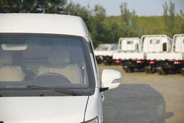 �� �º�ʨX30L 82���� 1.5L��ջ���(CNG)(����)ͼƬ