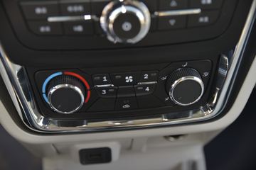 �� �º�ʨX30L 82���� 1.5L��ջ���(CNG)(����)ͼƬ