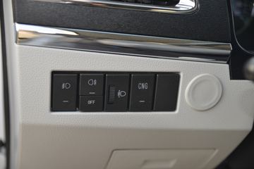 �� �º�ʨX30L 82���� 1.5L��ջ���(CNG)(����)ͼƬ