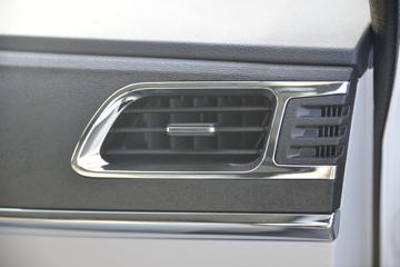 �� �º�ʨX30L 82���� 1.5L��ջ���(CNG)(����)ͼƬ