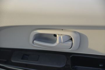 �� �º�ʨX30L 82���� 1.5L��ջ���(CNG)(����)ͼƬ