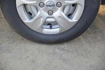 �� �º�ʨX30L 82���� 1.5L��ջ���(CNG)(����)ͼƬ