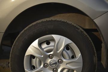 �� �º�ʨX30L 82���� 1.5L��ջ���(CNG)(����)ͼƬ